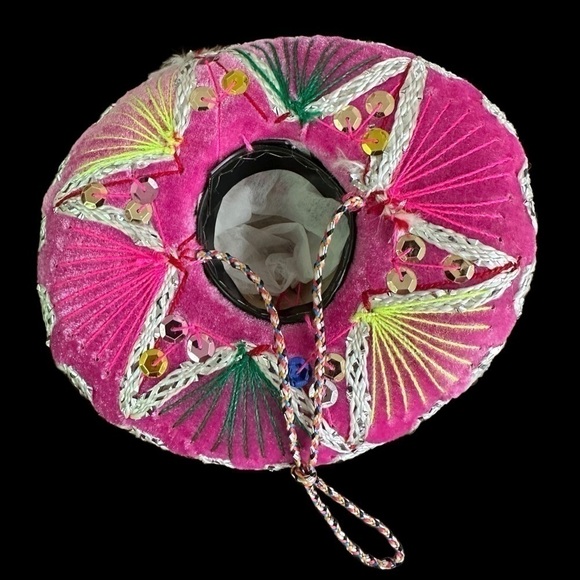 Vintage Handmade Mexican Sombrero - 6” Diameter - MINT CONDITION - Picture 2 of 4